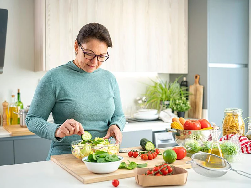 غذاهای مضر برای بیماران سرطانی